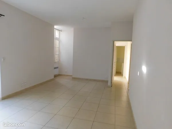 Location studio non meublé
