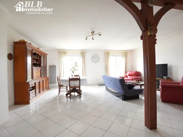 78690 LES ESSARTS LE ROI Maison à vendre 7 pièces