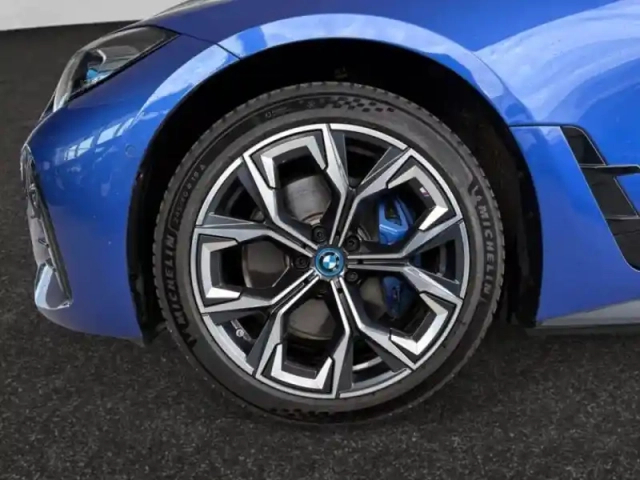 Bmw I4 edrive40 340ch m sport — photo 14