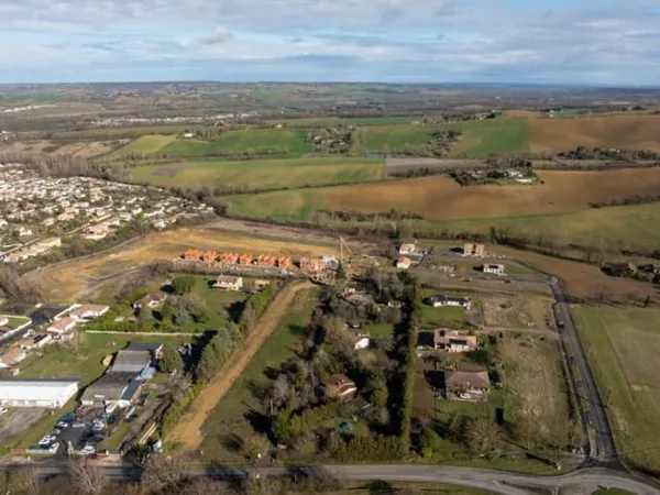 Terrain 670 m²