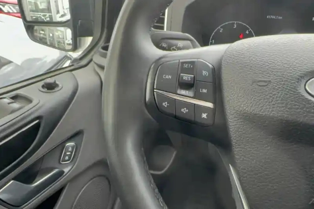 Ford Transit custom ca 320 l1h1 2.0 ecoblue 170 bva — photo 20