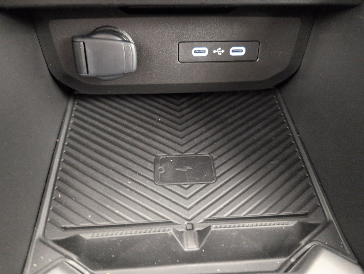 Dacia Duster — photo 20