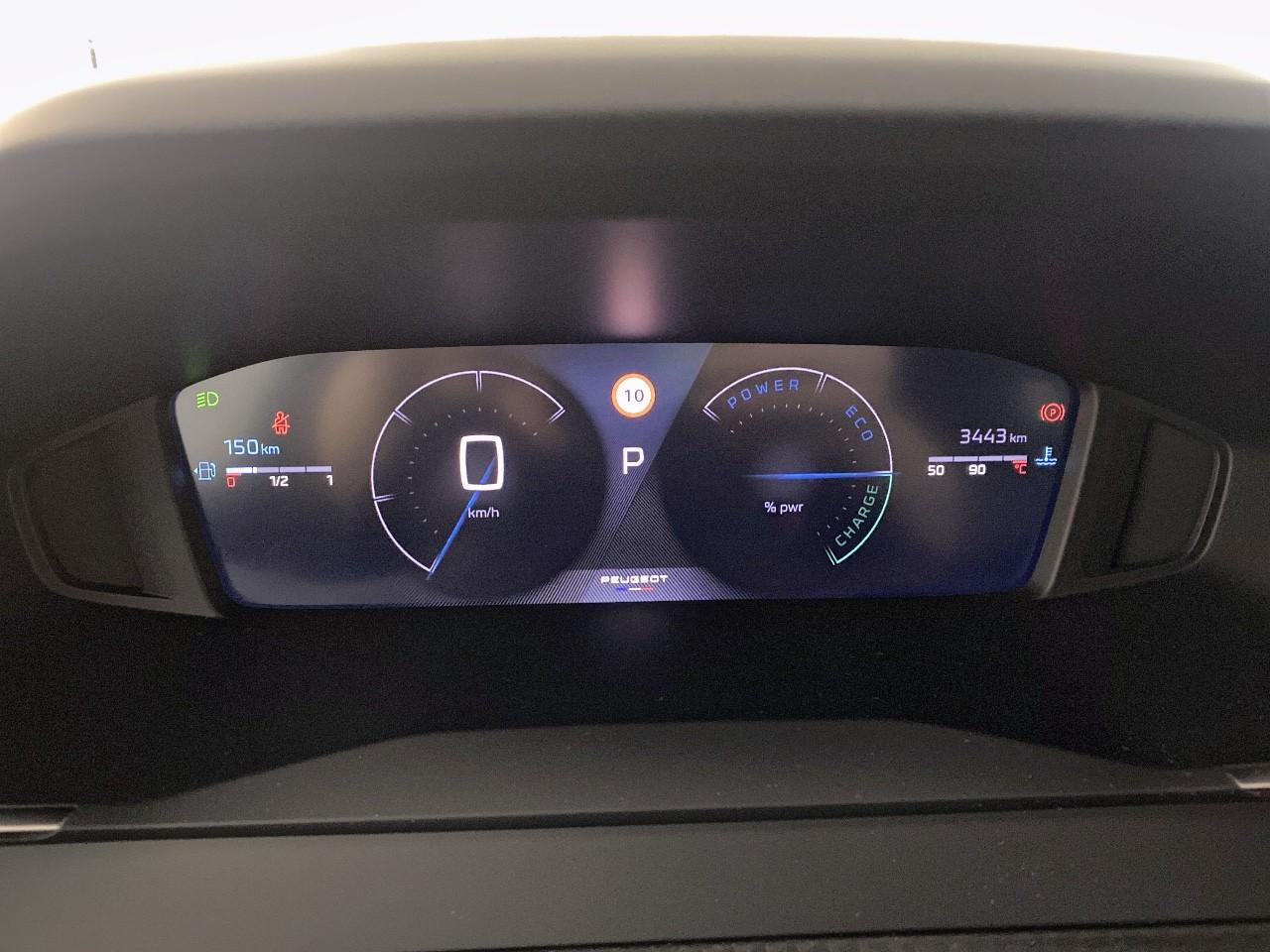 Peugeot 2008 hybrid 145 ch e-dcs6 allure — photo 13