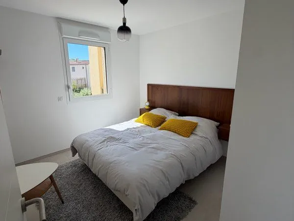 Belle chambre dans T3 moderne - Aix-en-Provence
