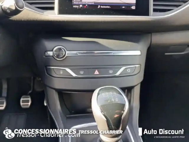Peugeot 308 puretech 130ch s&amp;s bvm6 gt line — photo 13