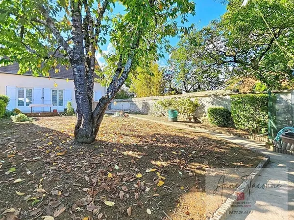 Pavillon avec chambre au rdc