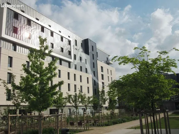 Studio 1 pièce 20 m²
