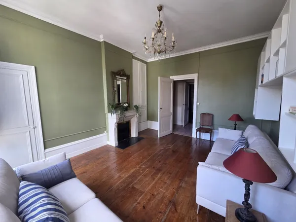 Appartement 4 pièces 131 m²