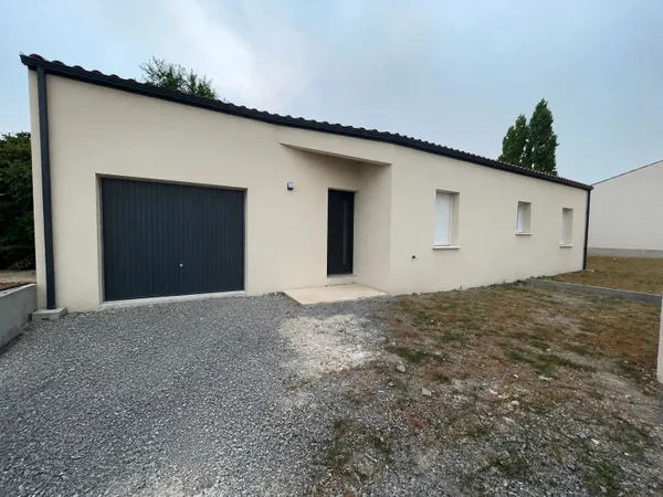 Maison neuve de plain pied 97,35m² à Aigondigné