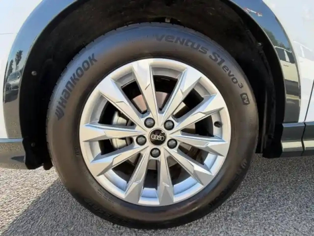 Audi Q3 sportback 35 tfsi 150ch advanced s tronic 7 — photo 9