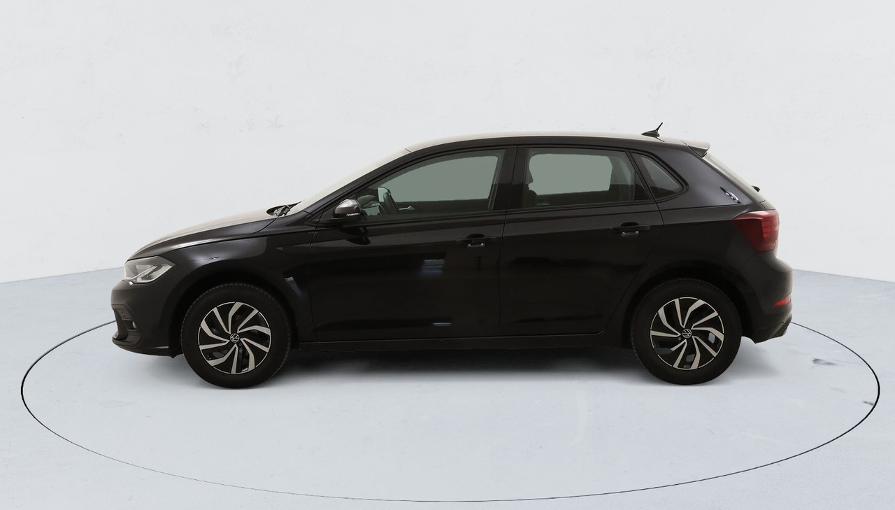 Volkswagen Polo — photo 2