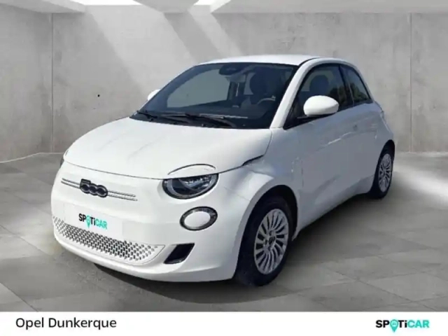 Fiat 500 e 95ch action