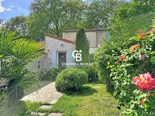 Maison de ville 3 pièces avec jardin et cave - Quartier du Haras, Saintes