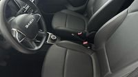 Dacia Spring Expression — photo 12