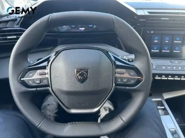 Peugeot 308 hybrid 145 e-dcs6 — photo 32
