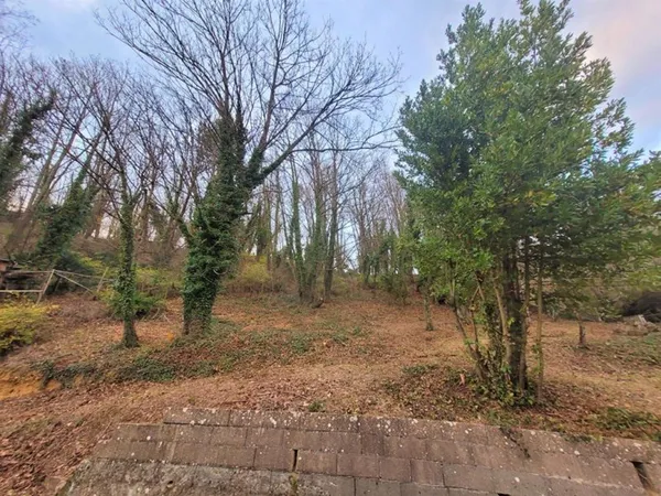Terrain Trevoux 1085 m2