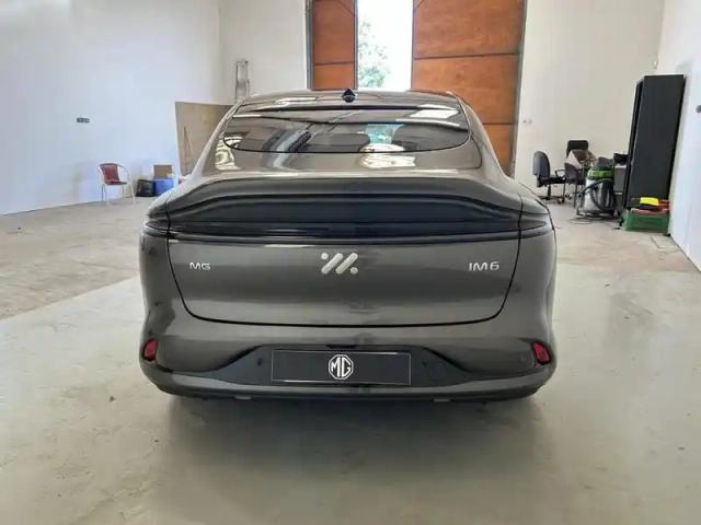 Mg Im6 ev 751ch - 100kwh 4wd — photo 5