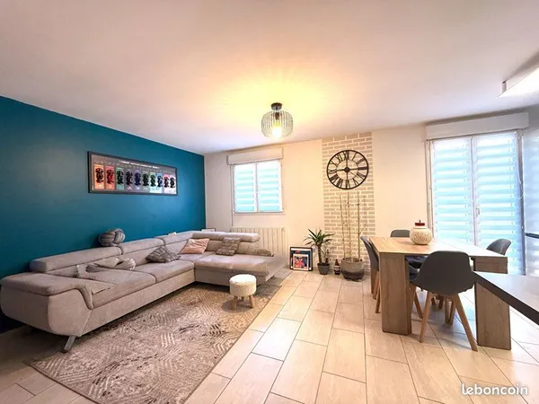 Bel appartement 2 pièces - rénové - 2 garages - 2 parkings - secteur pasteur