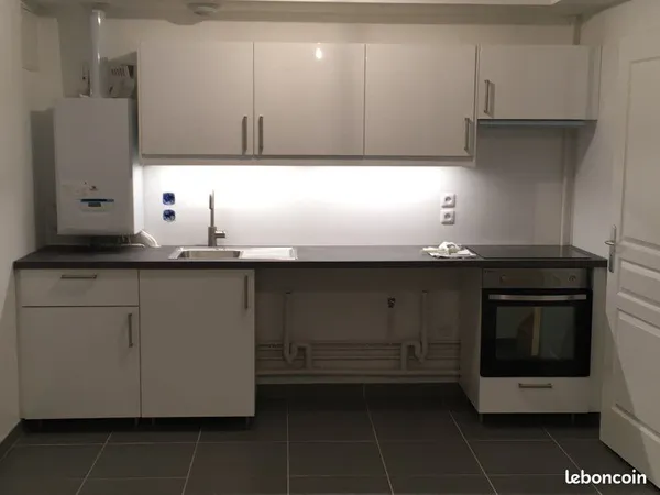 A louer appartement 3 pièces à 755