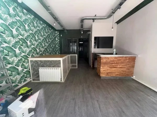 Local commercial 65 m²