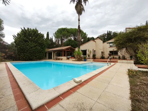 Maison 6 pièces 148 m²