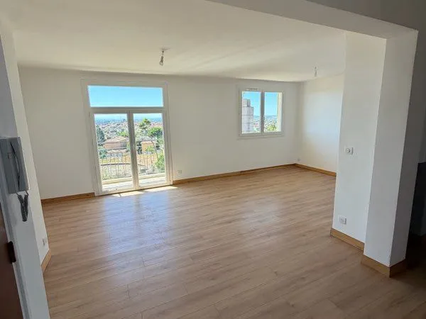 Appartement T3 rénové à neuf