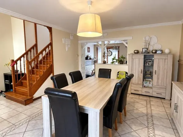 Maison 5 pièces 130 m²