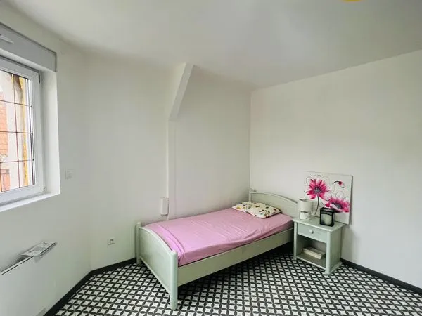 Studio 1 pièce 13 m²