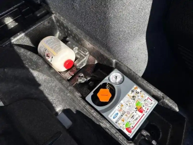 Ford Kuga 2.5 duratec 225ch phev st-line x bva — photo 10