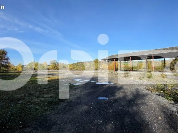 Terrain 9 200 m² Soissons