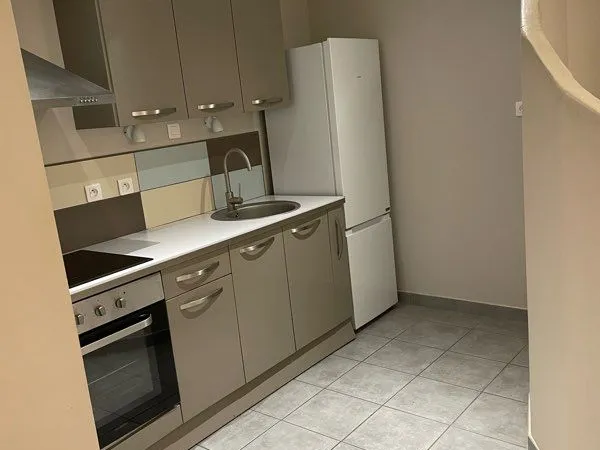 T2 duplex RDC renové centre jonquiere