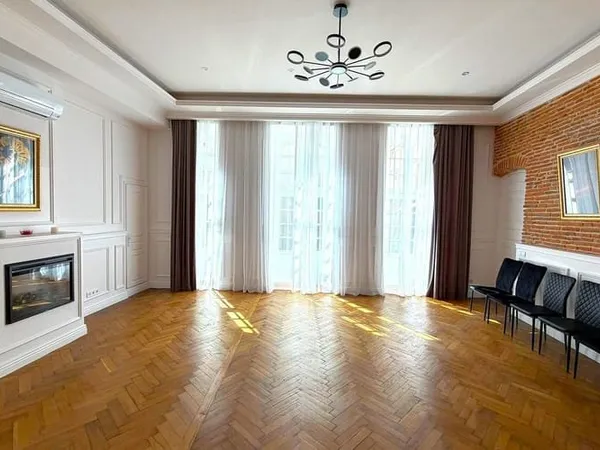 Appartement 1 pièce 72 m²