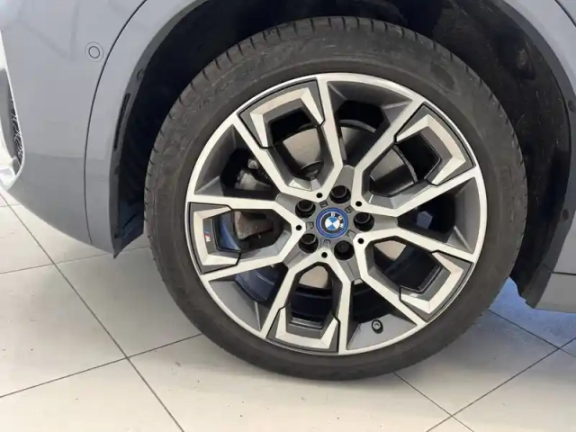 Bmw X2 xdrive 25e 220 ch bva6 — photo 12