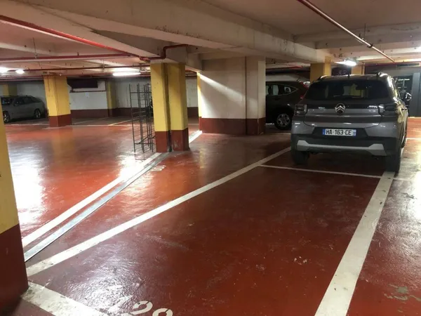 Parking 9 m²