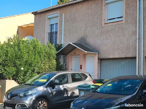 Béziers, proche Auchan, appartement F3 avec deux jardins et parking au RDC d une villa