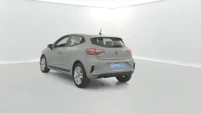 Renault Clio blue dci 100 ch gsr2 — photo 12