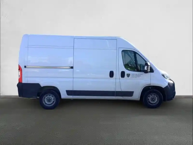 Peugeot Boxer fourgon tole 3.5 t l2h2 140 s&amp;s bvm6 — photo 32