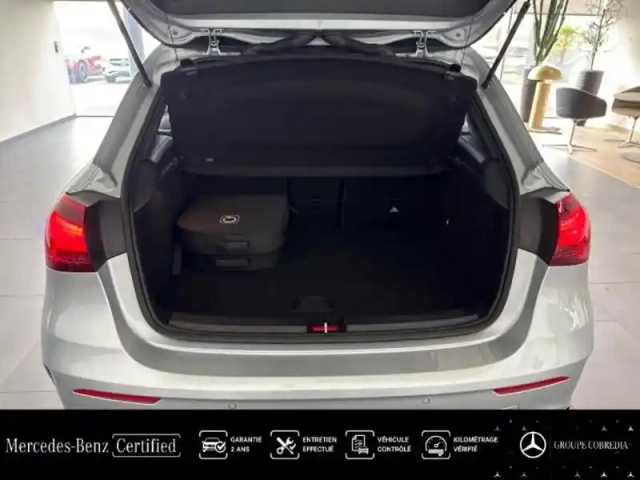 Mercedes Classe A 250 e hybride rechargeable 218ch amg line 8g-dct — photo 12