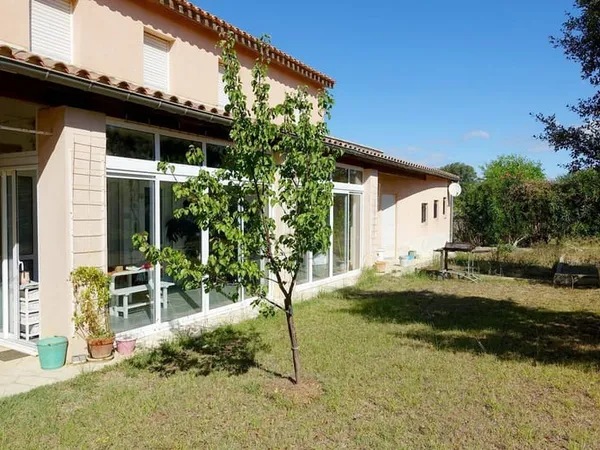 Maison 7 pièces 151 m²