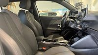 Peugeot 2008 e-2008 156ch 54 kWh GT — photo 15