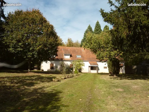 Belle maison ancienne (ex presbytère) - 158m², 6 pièces, 4 chambres