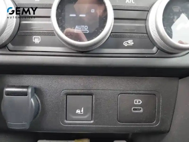 Dacia Jogger tce 110 7 places gsr2 — photo 48