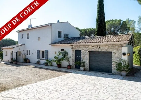 Superbe villa 4 chambres avec piscine sur 2700 m² de terrain
