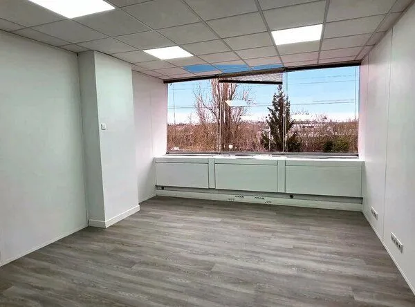 Bureaux 19 m² CERGY