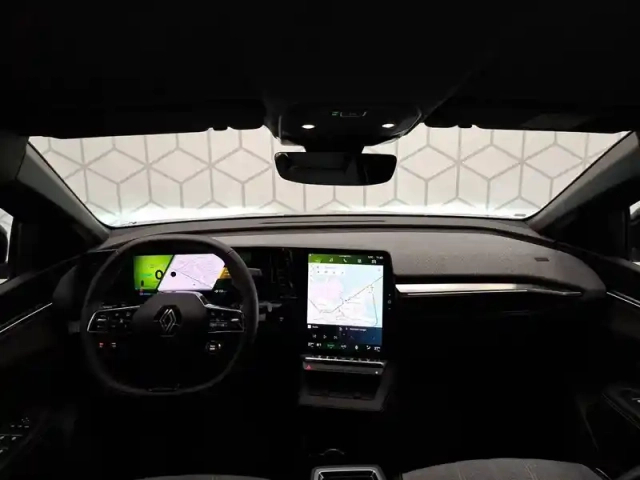 Renault Megane e-tech 220 ch autonomie confort gsr2 — photo 88