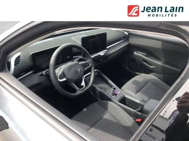 Volkswagen T-Roc 1.5 etsi evo2 hybrid 116 ch dsg7 — photo 11