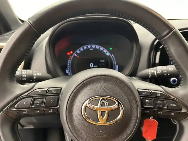 Toyota Aygo 1.0 vvt-i 72 design — photo 14
