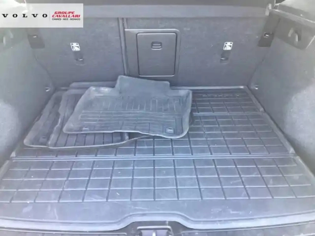 Volvo Xc40 t5 recharge 180+82 ch dct7 — photo 7