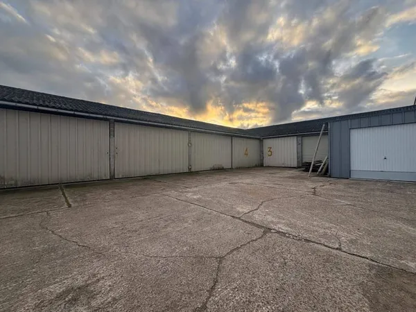 Parking 40 m²