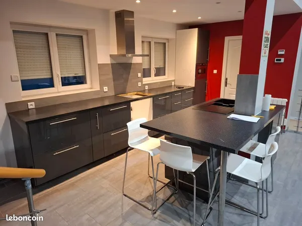 Location Spacieux T3 de 110 m²